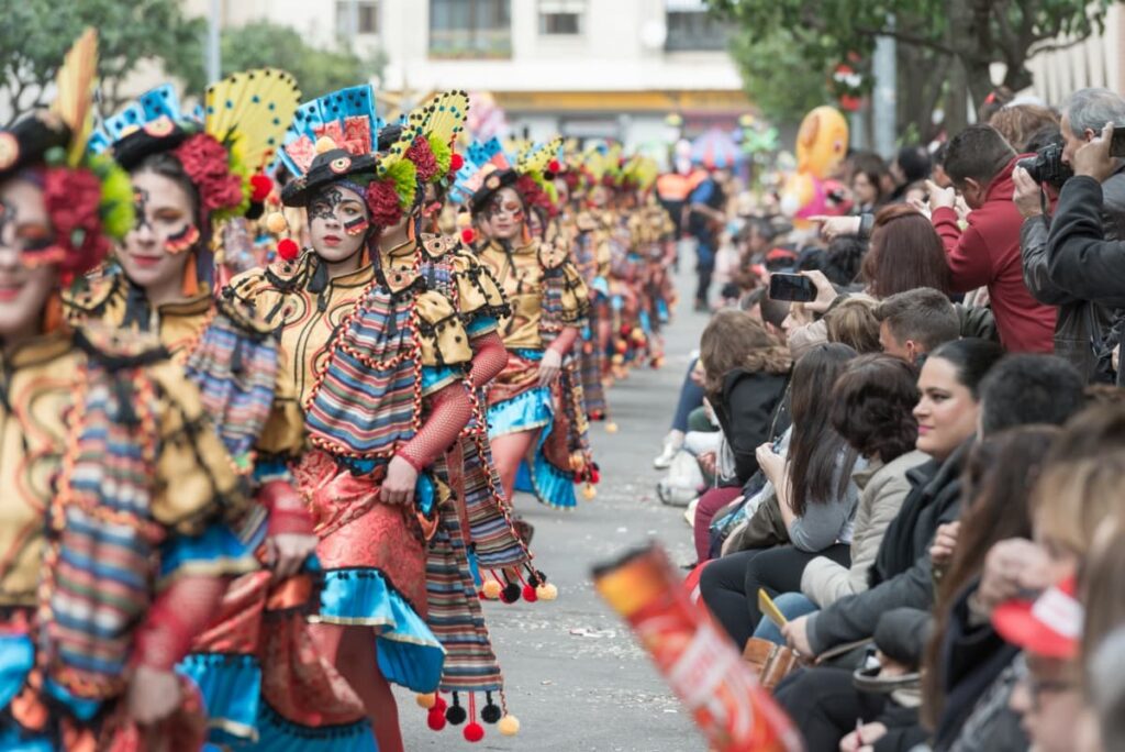 Gran Desfile de Comparsas, Artefactos y Grupos Menores del Carnaval de Badajoz